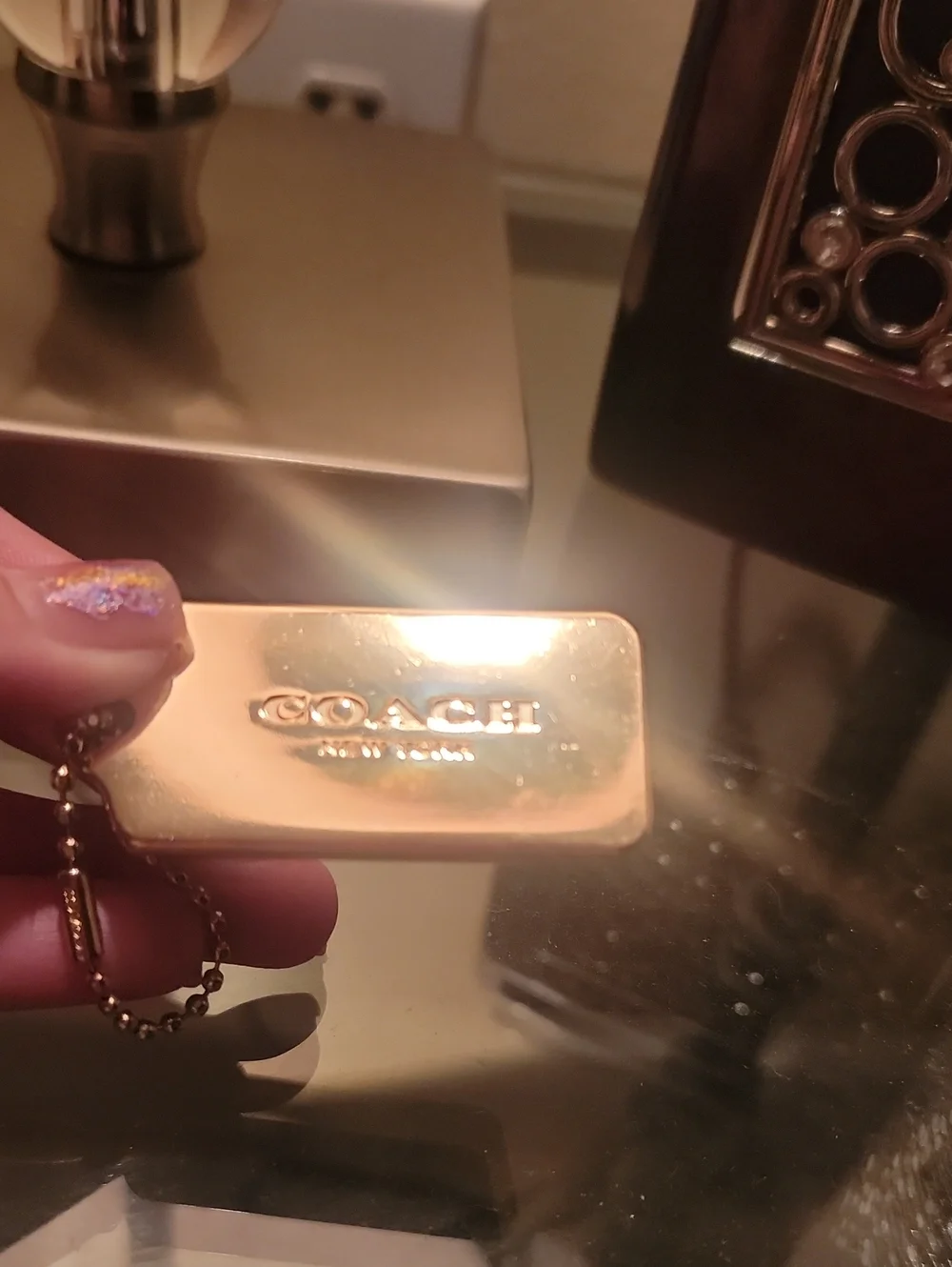 COACH CHARM NEW YORK. GOLD BRASS, THICK METAL FOB BAG KEYCHAIN HANG TAG.